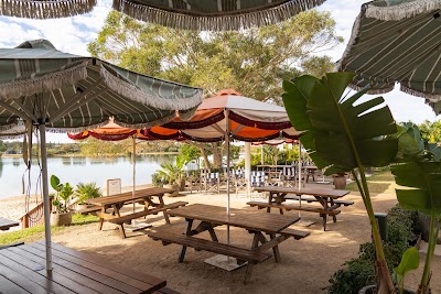 Shaws Bay Hotel